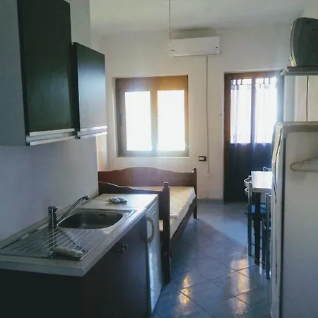 Valona * Vlorë
